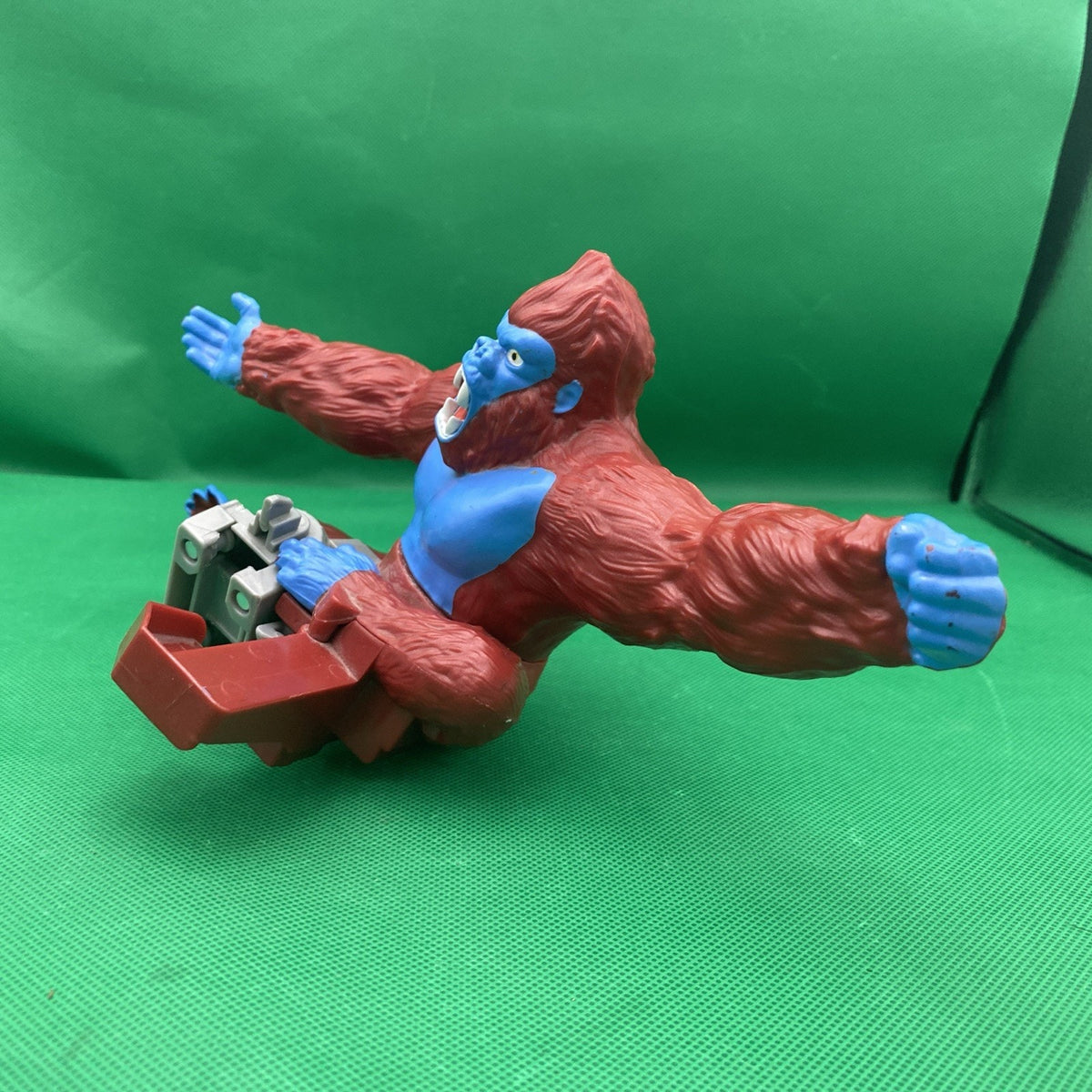 Hot Wheels Super Ultimate Garage Replacement Part Climbing Gorilla Ape