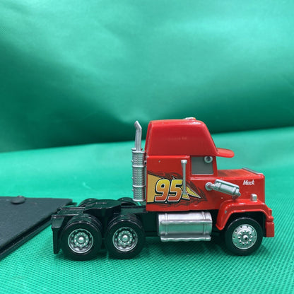 Disney Pixar Cars 3 Deluxe Mack Semi Truck Diecast B22#8