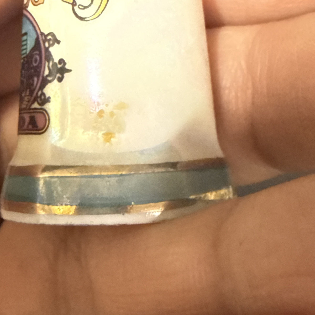 Las Vegas Nevada Iridescent Porcelain Collectible Souvenir Thimble