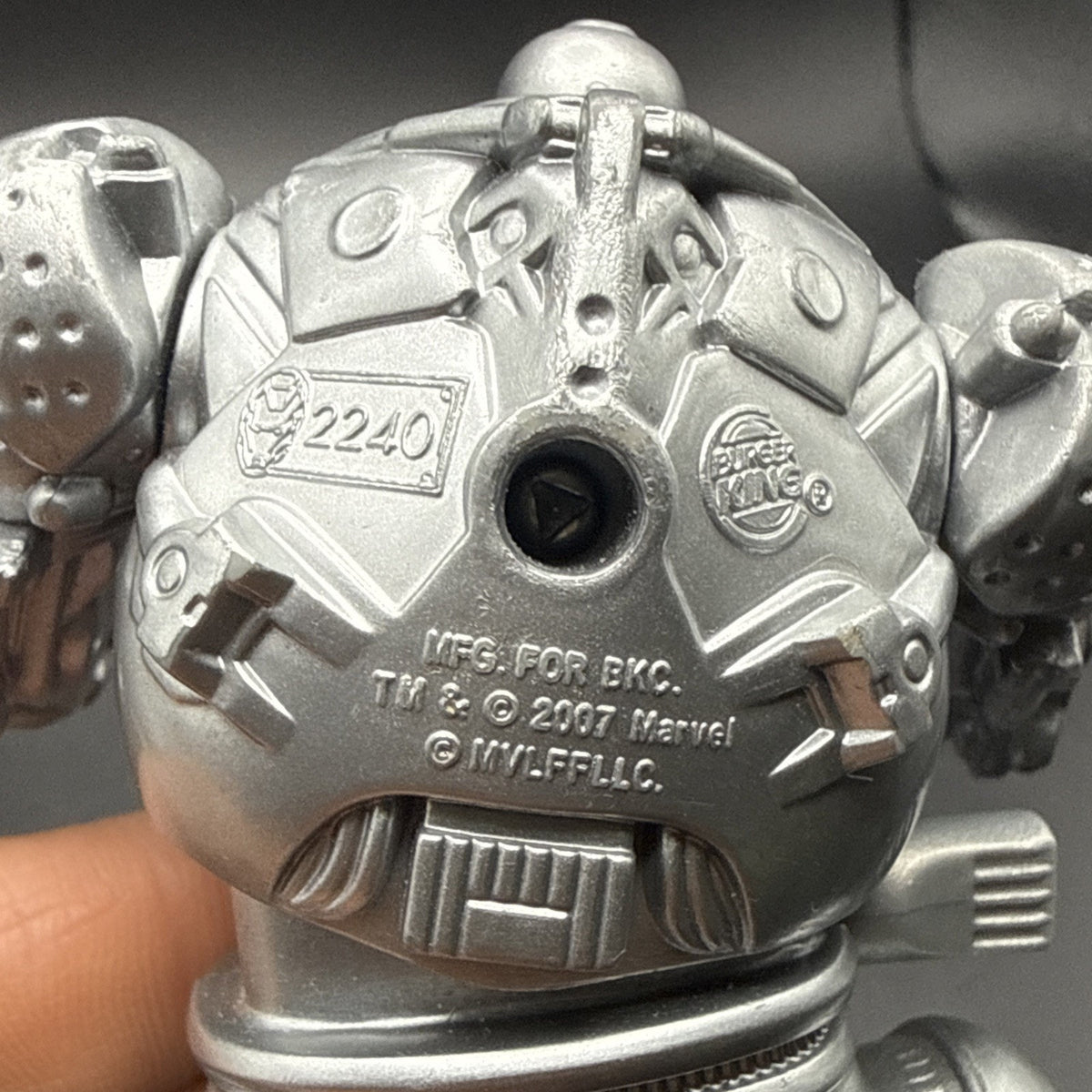 IRON MAN MOVIE IRON MONGER 4.5" ACTION FIGURE BURGER LING 2007 TOY
