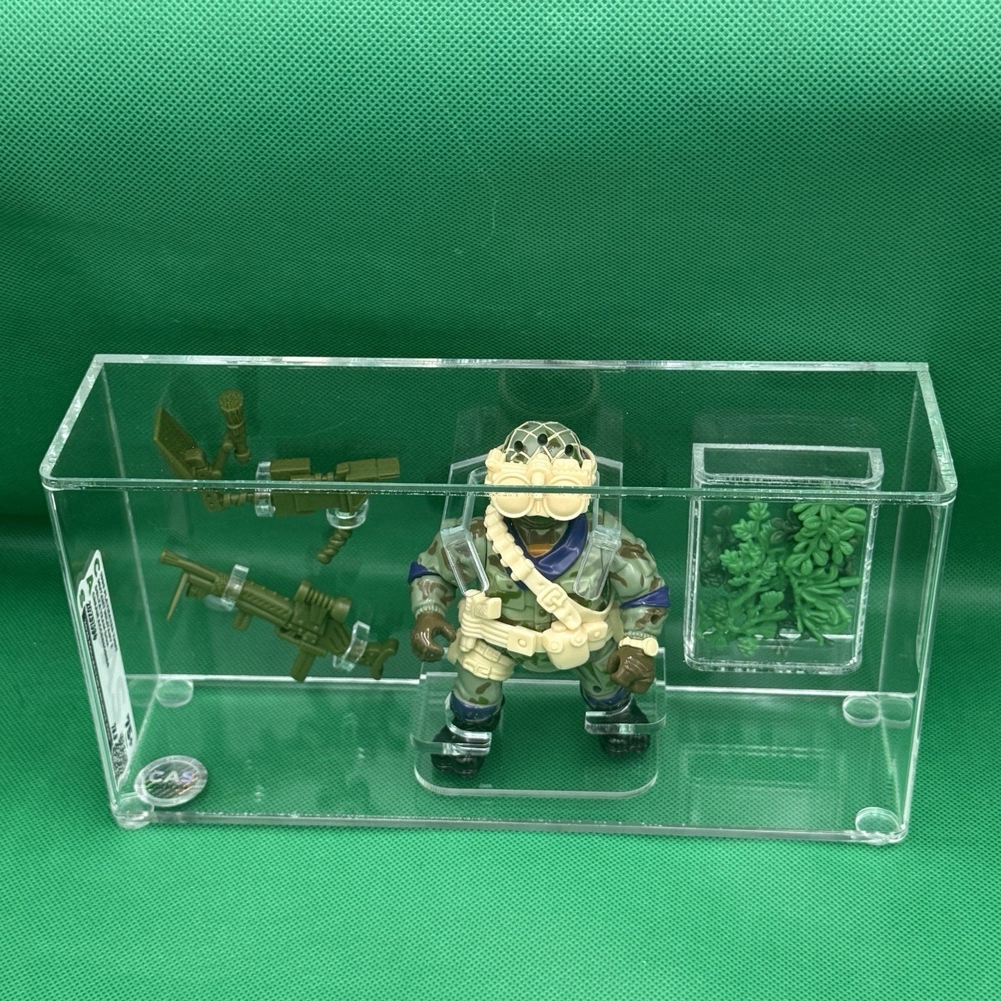 1999 Teenage Mutant Ninja Turtles Don delta force White Accessories CAS 75+