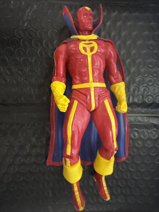 DC Comics Red Tornado 7” Figure Rubber Cape - toyscardscomics