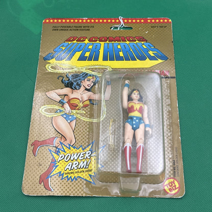  - DC COMICS SUPER HEROES - ACTION FIGURE - WONDER WOMAN - TOY BIZ - MOC - 1989 - toyscardscomics