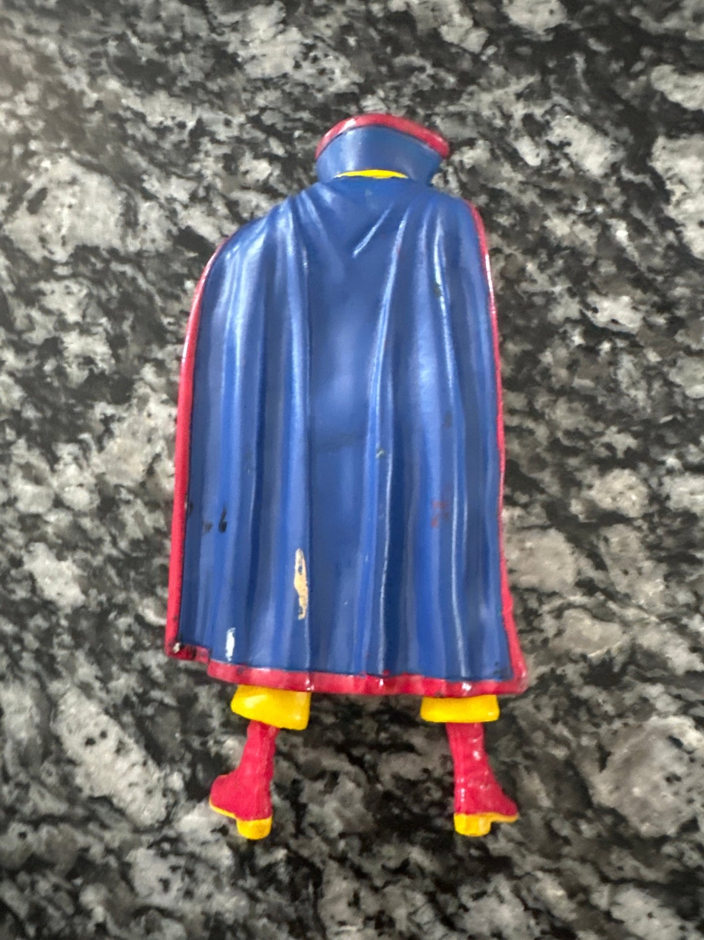 dc universe CLASSICS WAVE 1 JUSTICE LEAGUE RED TORNADO FIGURE - toyscardscomics