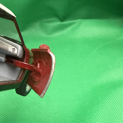 KINSMART NEW MINI COOPER DIECAST CAR 1:28 scale RED.