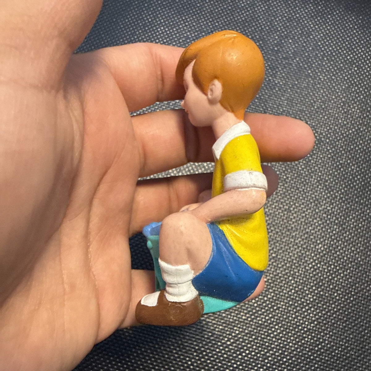 Disney Christopher Robin PVC Figure Drum Winnie the Pooh Friend Cake Topper 2000