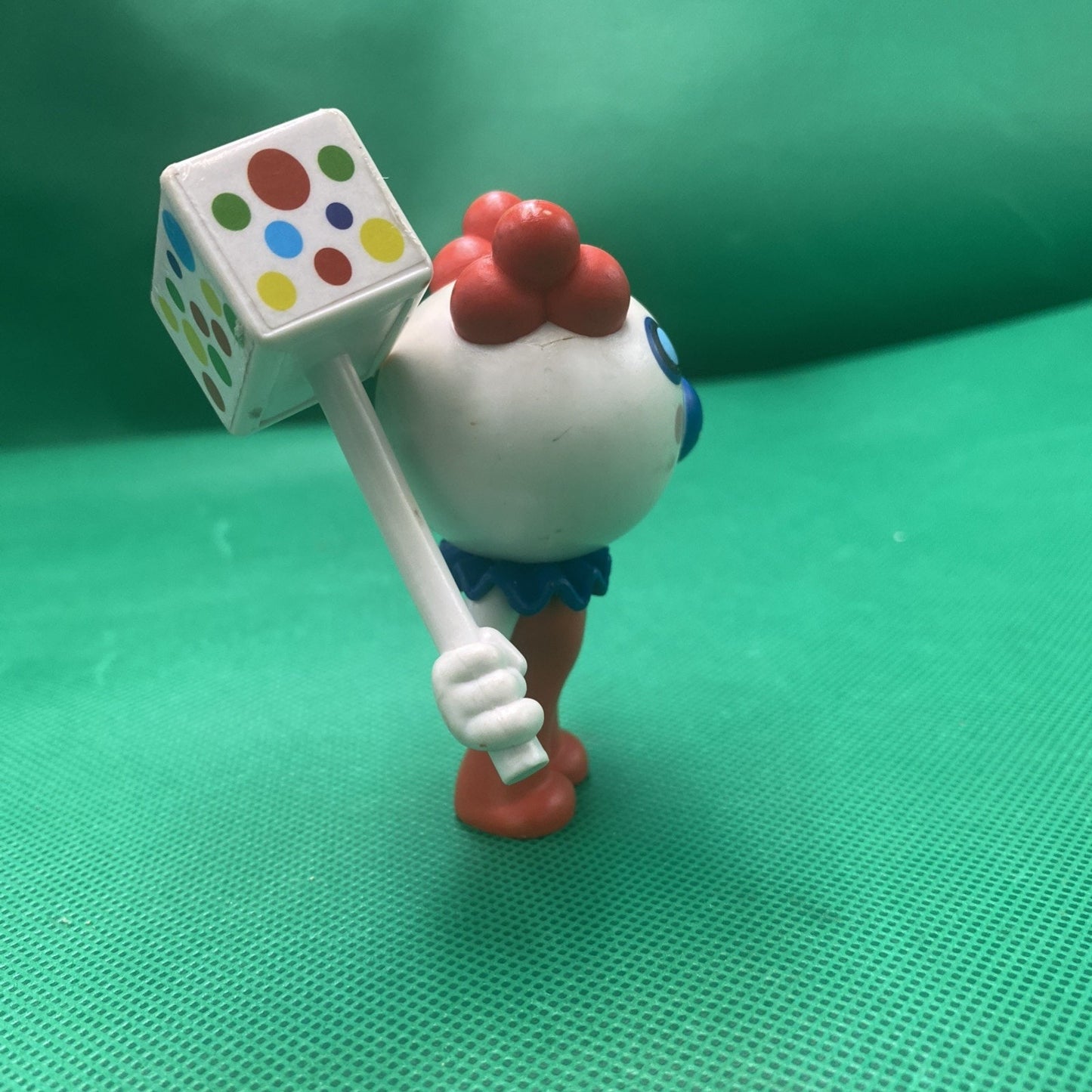 CLOWNY 3” ACTION FIGURE VINYL TOY W/COLOR MALLET HAMMER