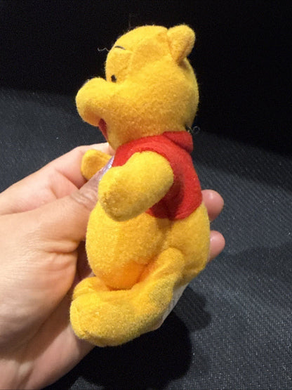 Disney Winnie the Pooh Mini Bean bag plush stuffed toy 5" Vintage 1999 Mattel - toyscardscomics