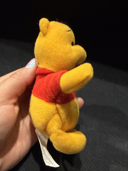 Disney Winnie the Pooh Mini Bean bag plush stuffed toy 5" Vintage 1999 Mattel - toyscardscomics