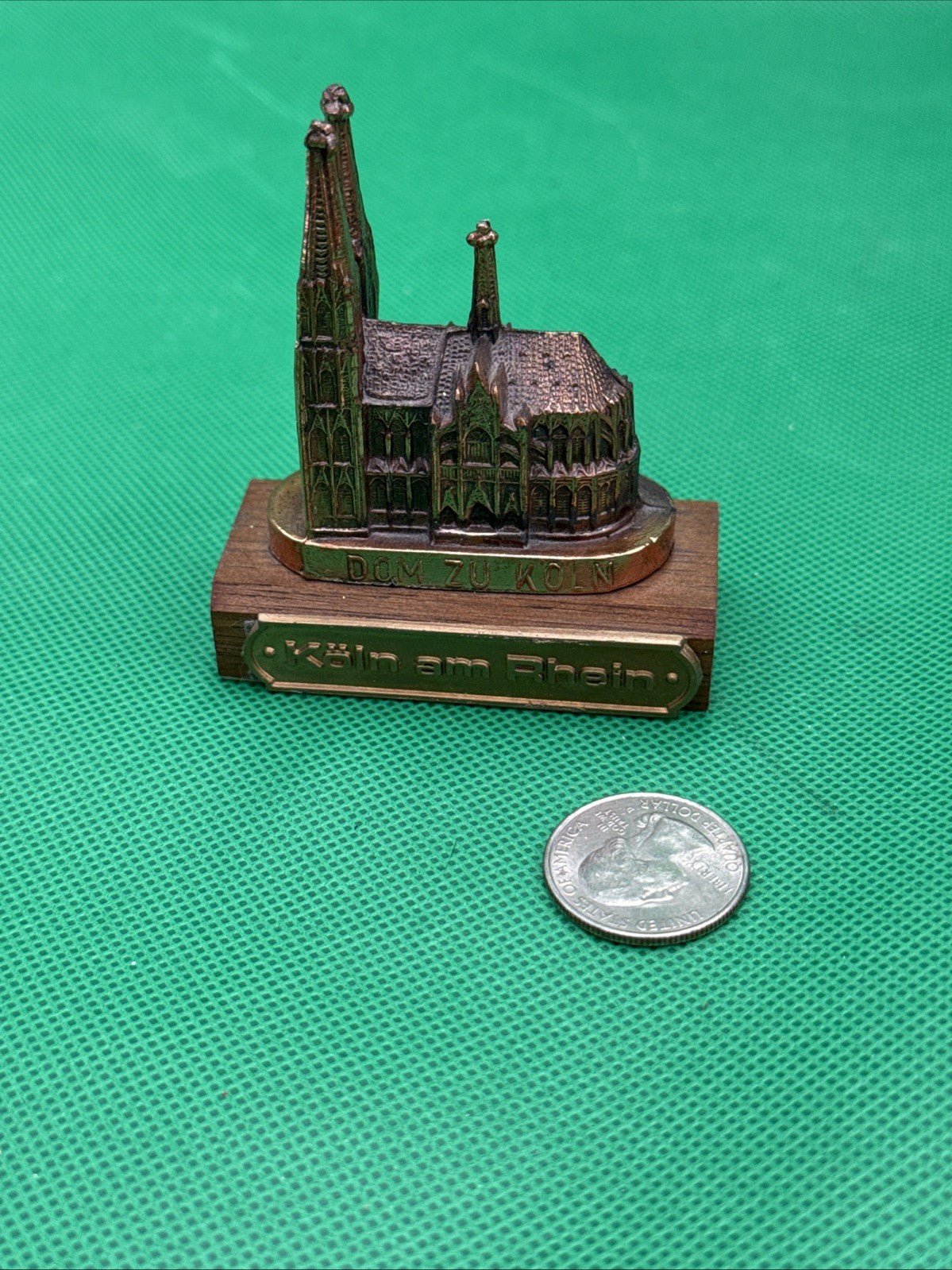 Dom zu Köln Cologne Cathedral Souvenir Miniature - toyscardscomics