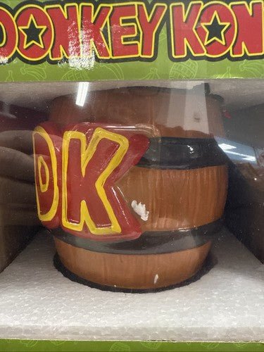 Donkey Kong Coin Bank / Tirelire Collectible - toyscardscomics