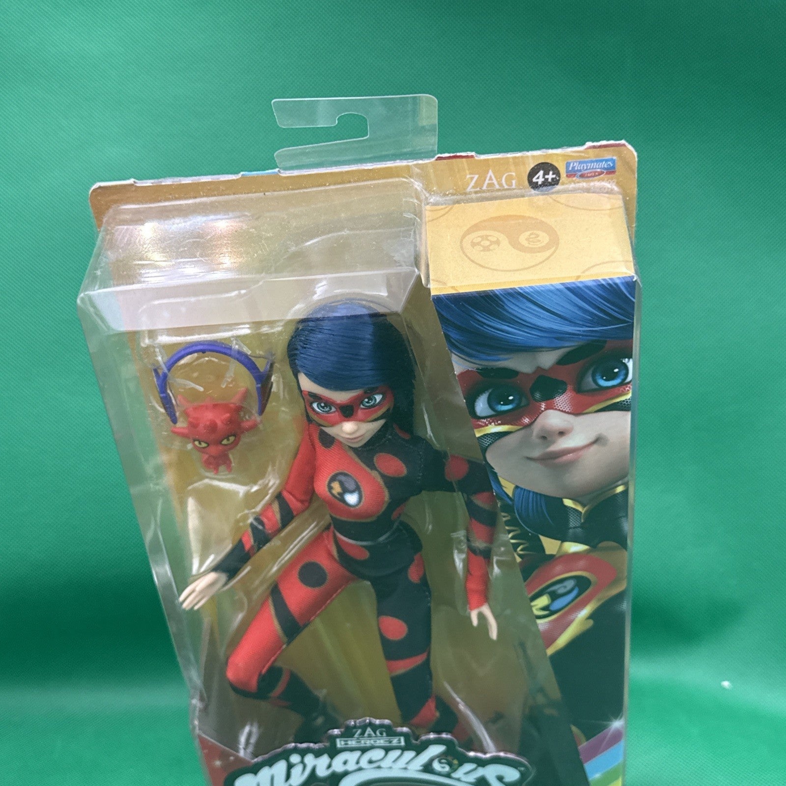 Dragonbug Fashion Doll with Lonng Kwami Action Figure 10.5" - toyscardscomics