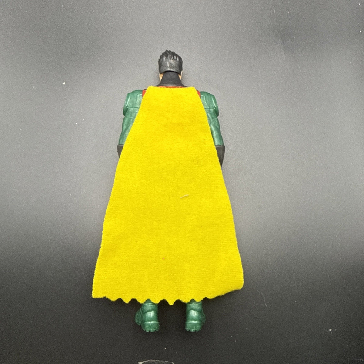 DC Multiverse Red Robin 6" Action Figure with Yellow Cape 2019 Loose