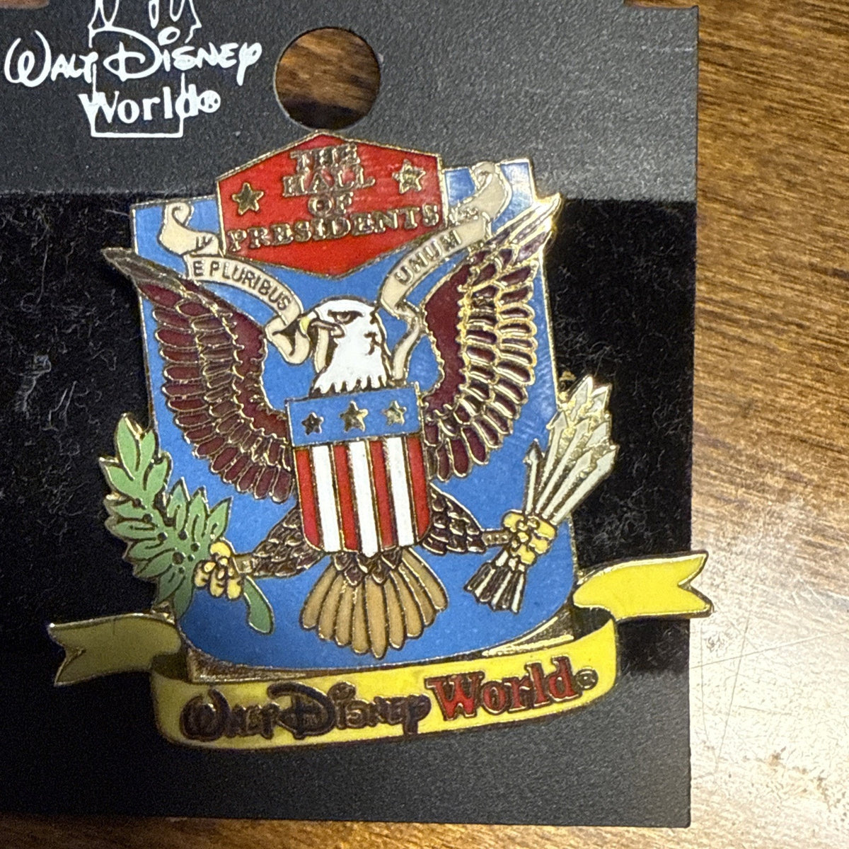 2002 Walt Disney World Hall of Presidents Eagle Crest Pin