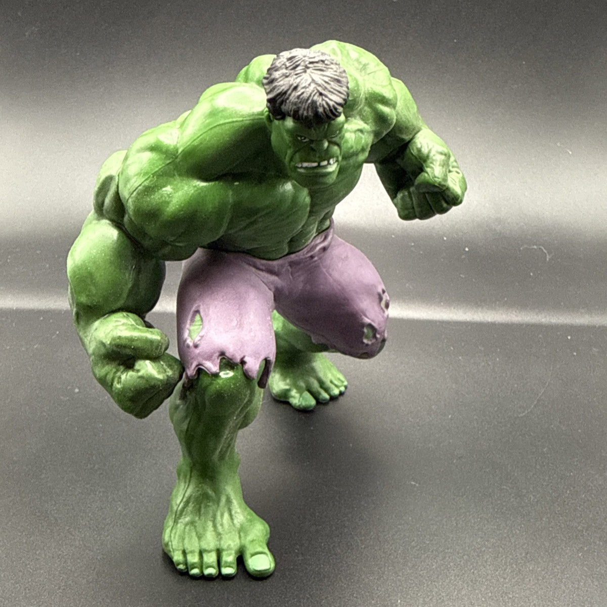 Disney Marvel Avengers The Incredible Hulk 4.5" Action Figure