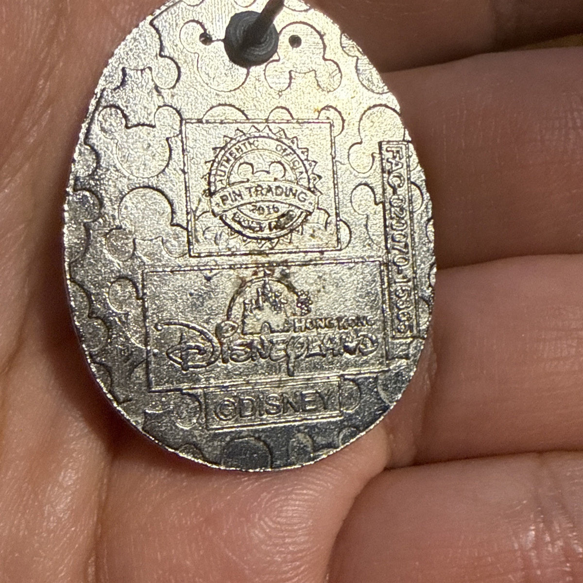 HONG KONG DISNEYLAND MINNIE MOUSE EASTER EGG DISNEY Disney PIN Authentic (1)