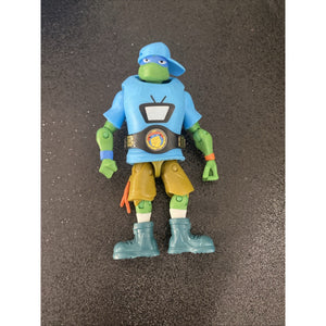 Wrestling Leo TMNT Rise of the Teenage Mutant Ninja Turtles Figure - With Belt.