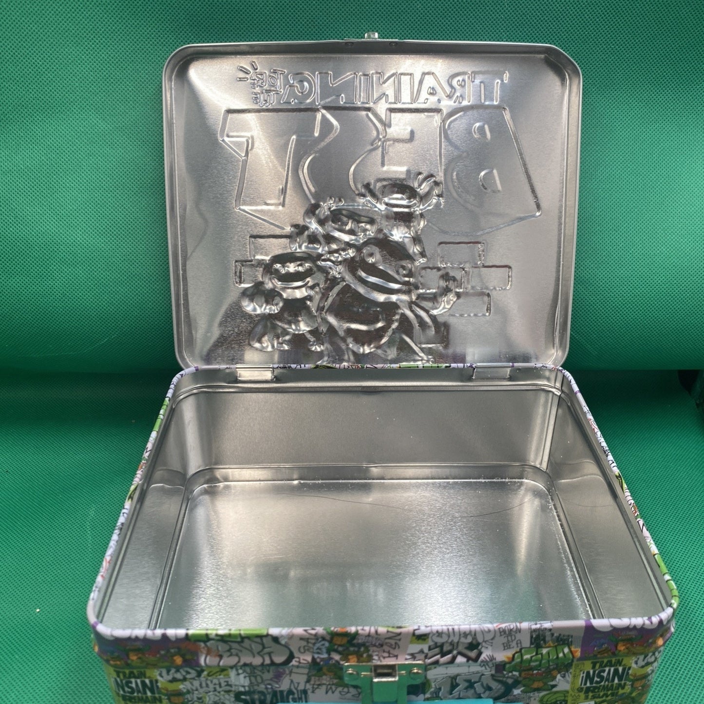 Paramount Pictures TMNT Metal Lunchbox Training to be the Best