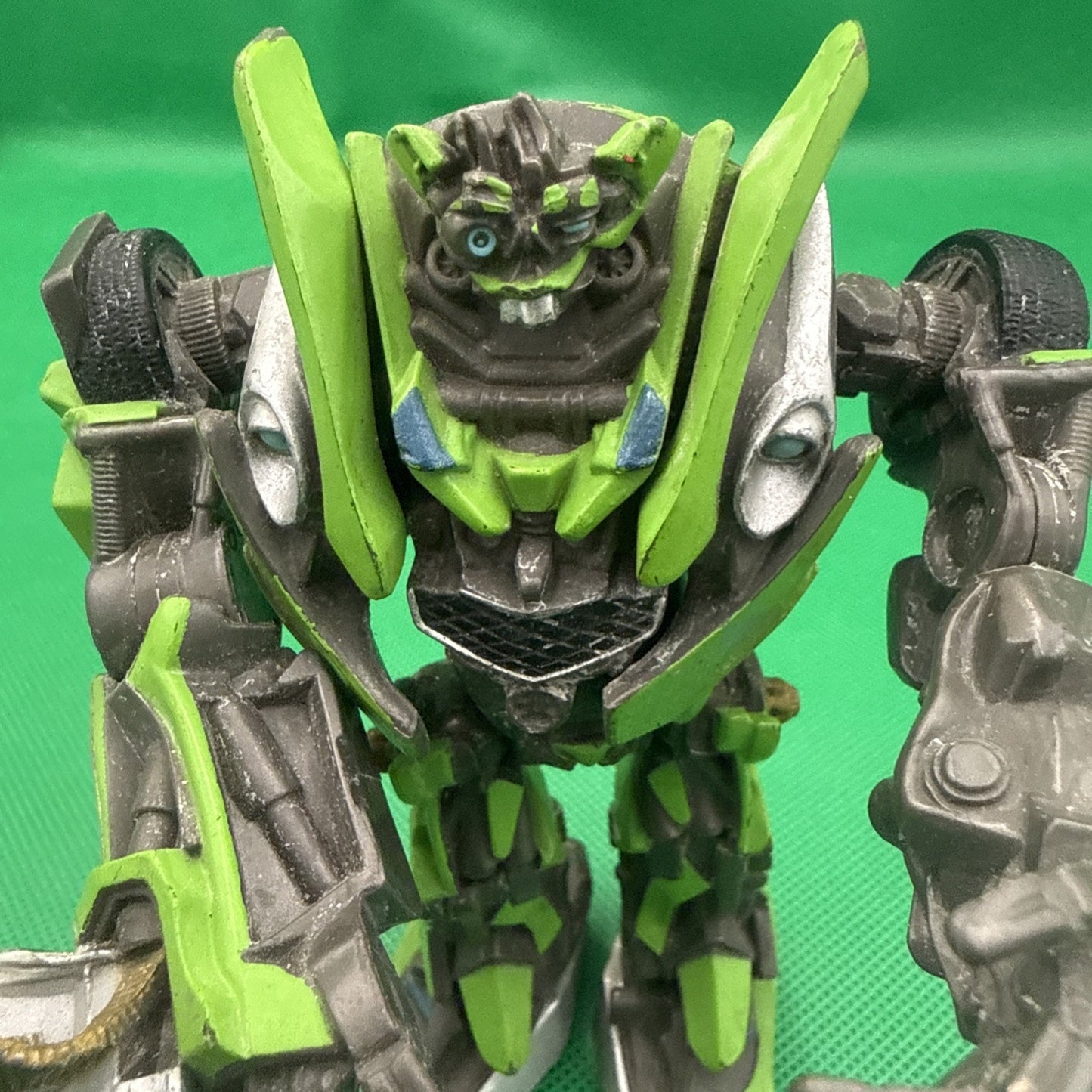 2008 Transformers Revenge of the Fallen Robot Replicas Autobot Skids