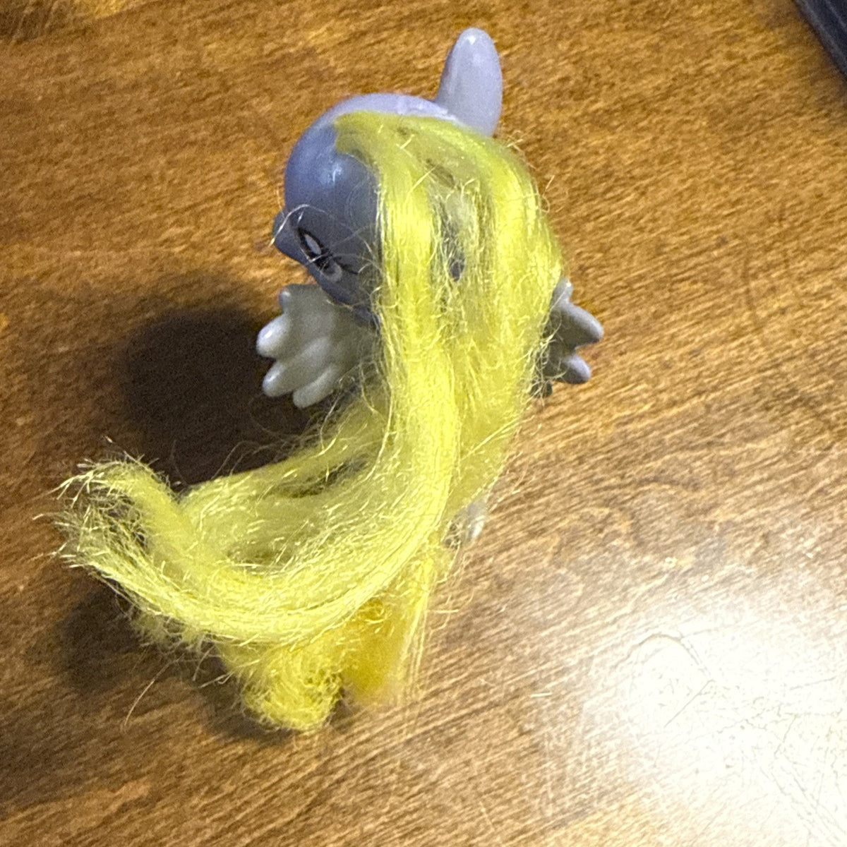 MLP G4 FiM 2010 My Little Pony Lily Blossom 3" Brushable Original Yellow Hair