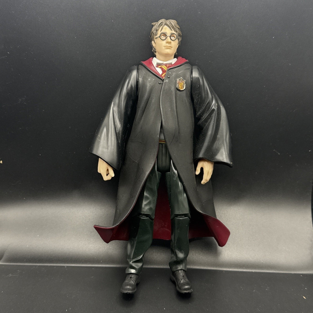 HARRY POTTER Figurine Action Figure 8 in x 4.5 in x 2 in.