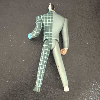 DC Comics Batman The Animated Series Two Face 4.75” Action Figure