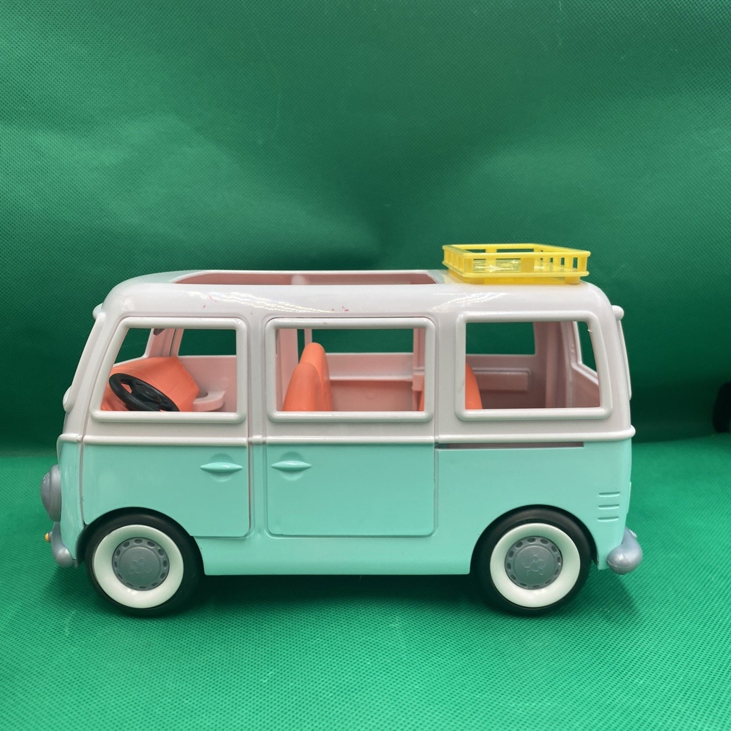 Honey Bee Acres Flower Groove Van 9" Volkswagen VGUC groovy hippie VW