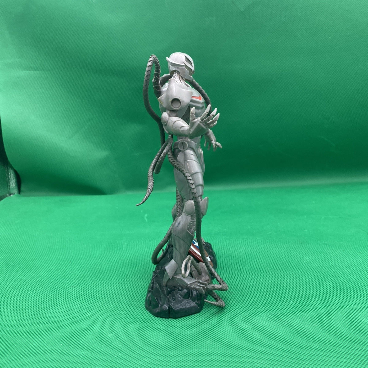 Hasbro Marvel Playmation Ultron Figure Display Base Plastic Gray Red Black 7in
