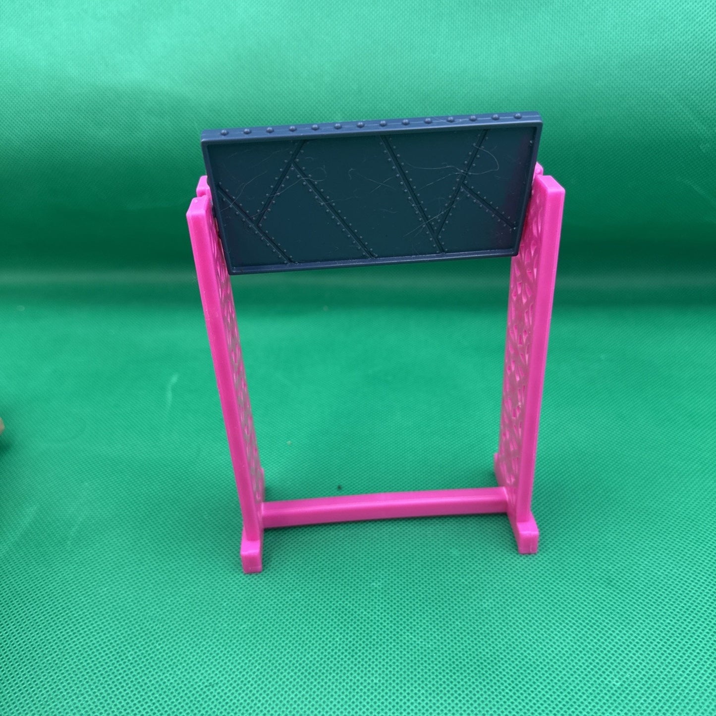 Monster High G3 Monster Fest Food Truck Draculaura DJ Table Mattel
