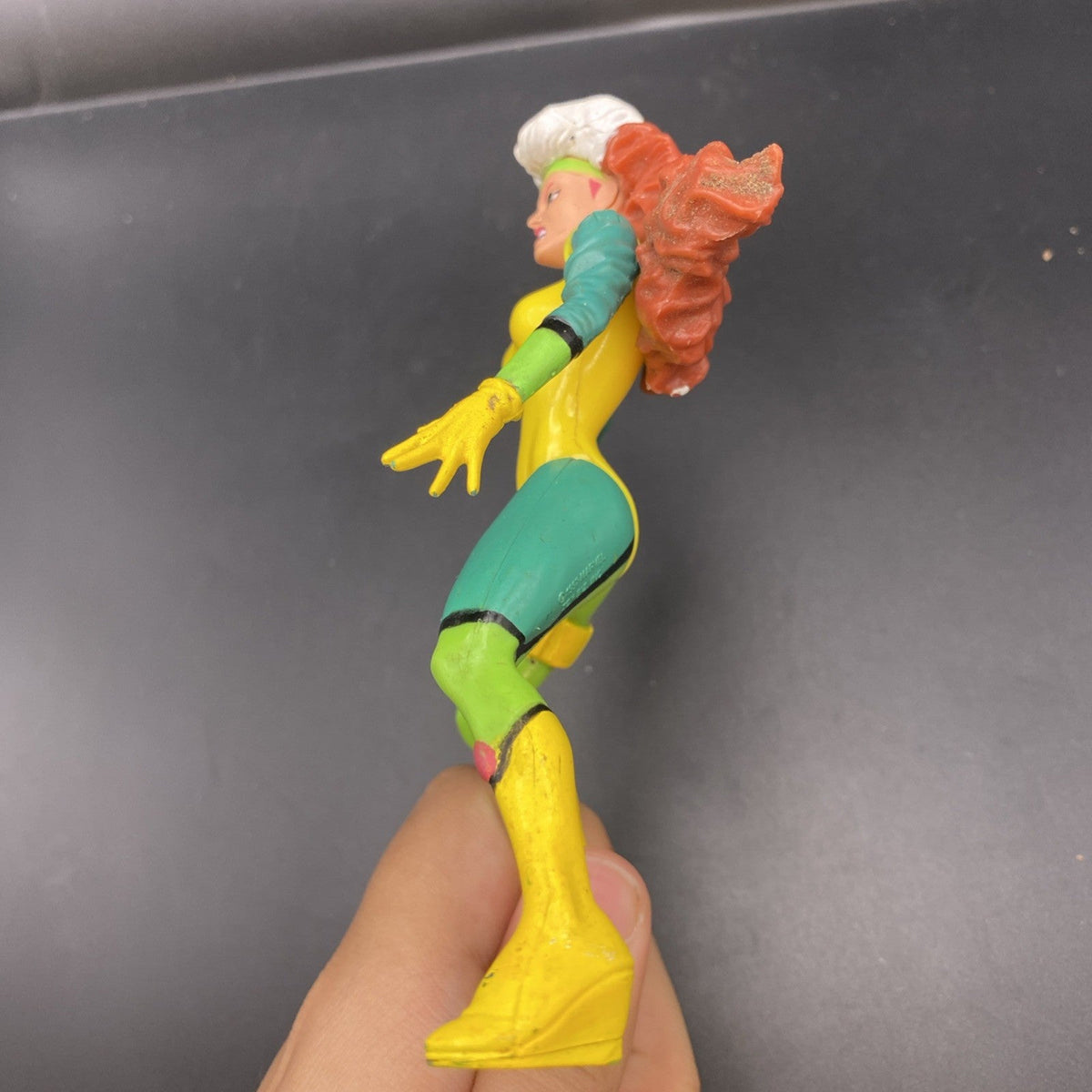 Rogue X-Men Monster Armor 1997 Toybiz Marvel Action Figure