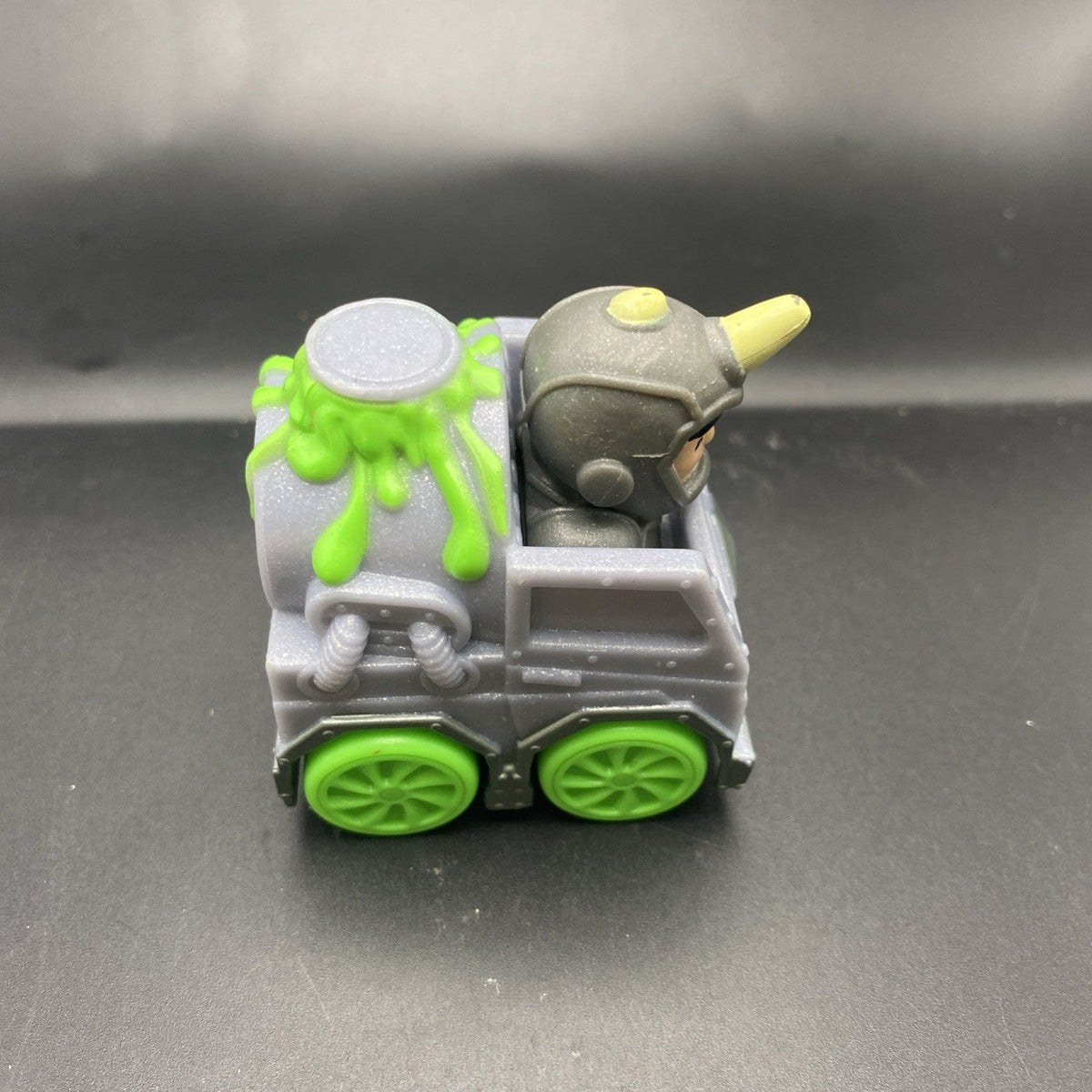 SPIDER-MAN SPIDEY AMAZING FRIENDS DISCO DASHERS RHINO (NO DISCS)