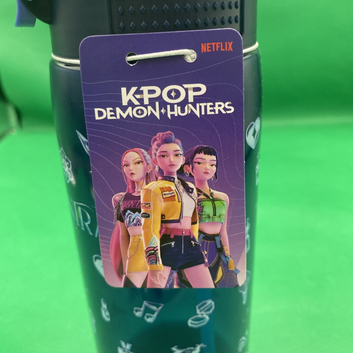 Zak Designs K-Pop Demon Hunters Huntrix 25oz Plastic Bottle Dishwasher Safe Lock