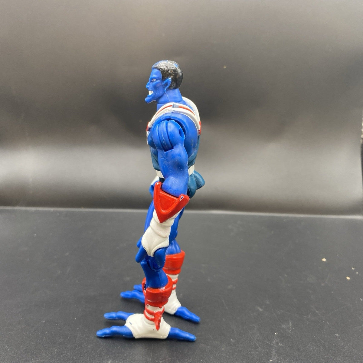 Toy Biz X-Men Nightcrawler Action Figure Blue Red White 1996 Marvel Vintage