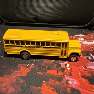 Toysmith 5" YELLOW Diecast SCHOOL BUS WITH PULL BACK ACTION
