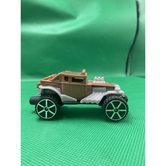 2014 McDonald's Hot Wheels #1 Brown Baja Bone Shaker