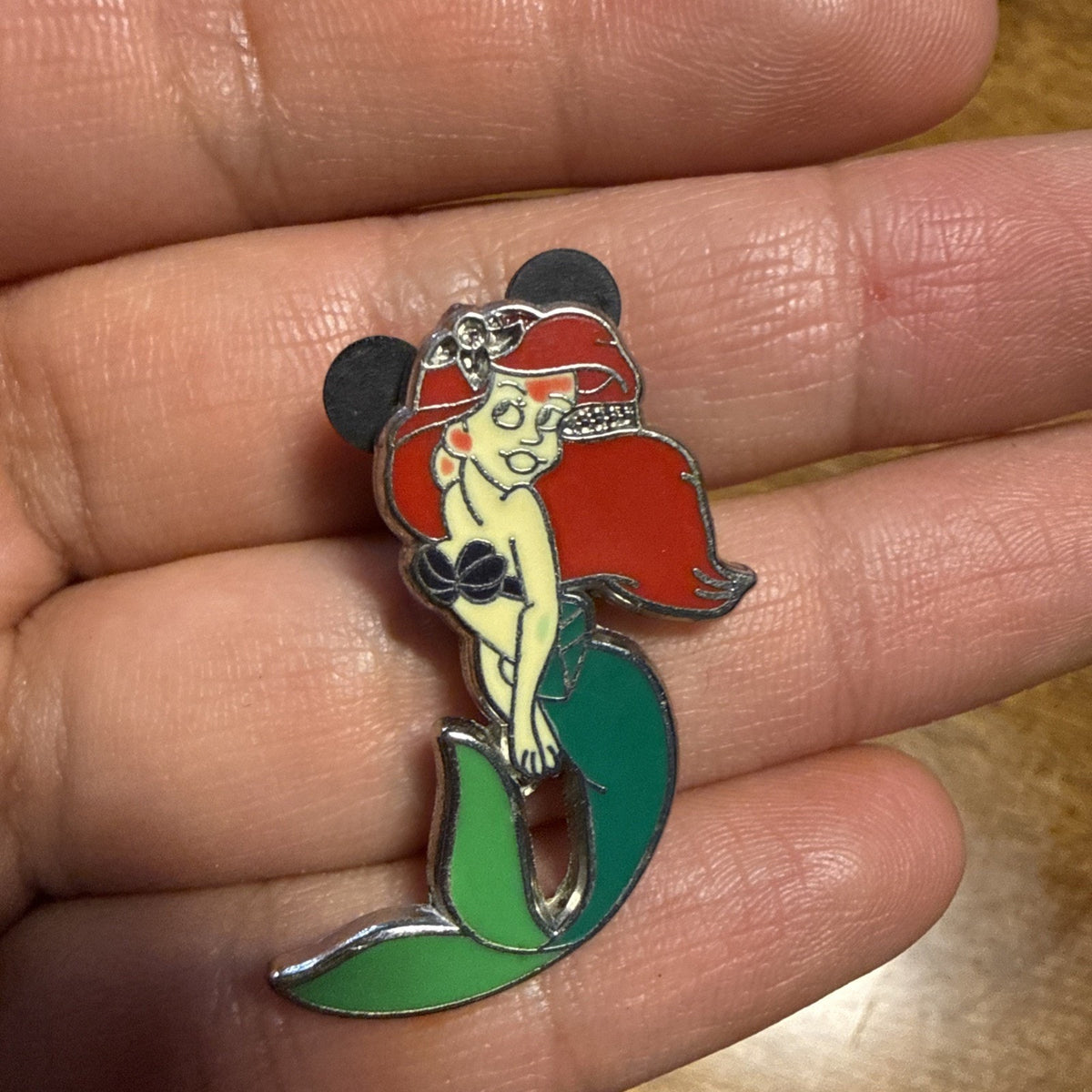 Disney Pin The Little Mermaid 2008 ~ Ariel Posing ~