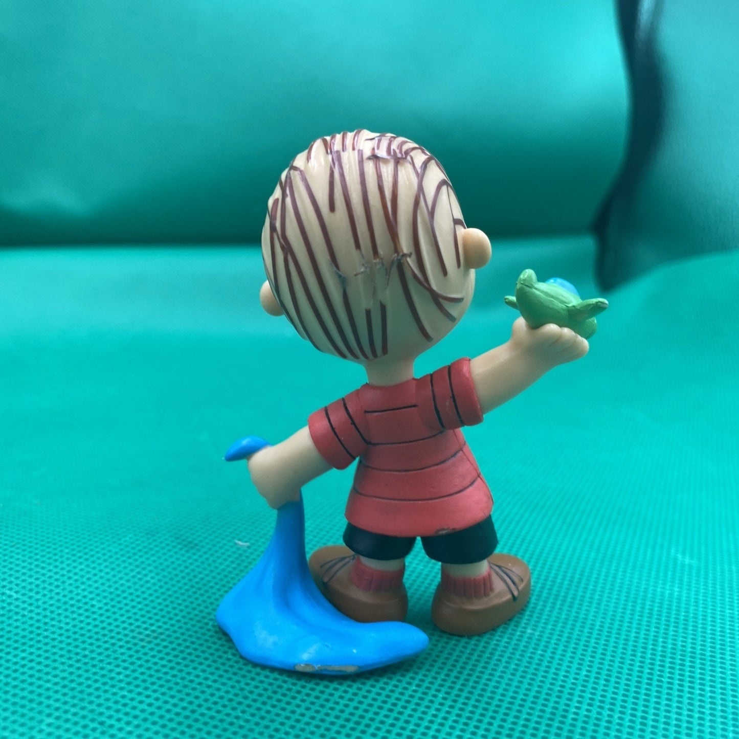 Peanuts Linus w/ plane & blanket 3” pvc figure