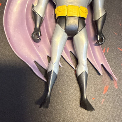 DC Comics Batman 5" Vintage 1998 Figure Kenner Gray Black Suit With Cape