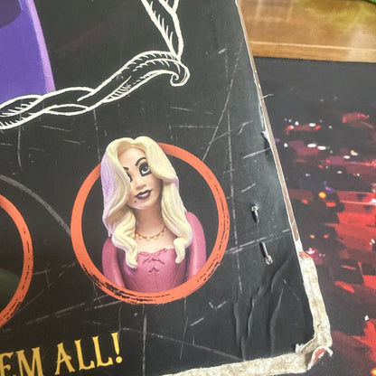 NECA Hocus Pocus Mary Sanderson Scale Action Figure 6"
