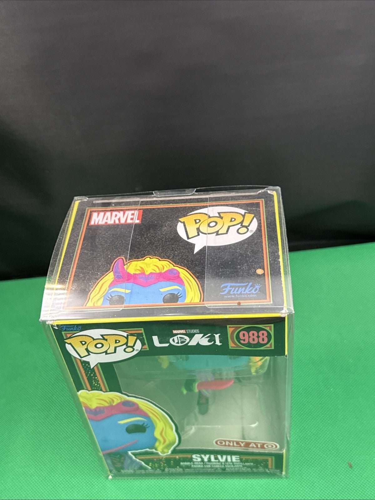 Funko Pop! 988 Marvel Loki - Sylvie (Blacklight) Target Exclusive - toyscardscomics