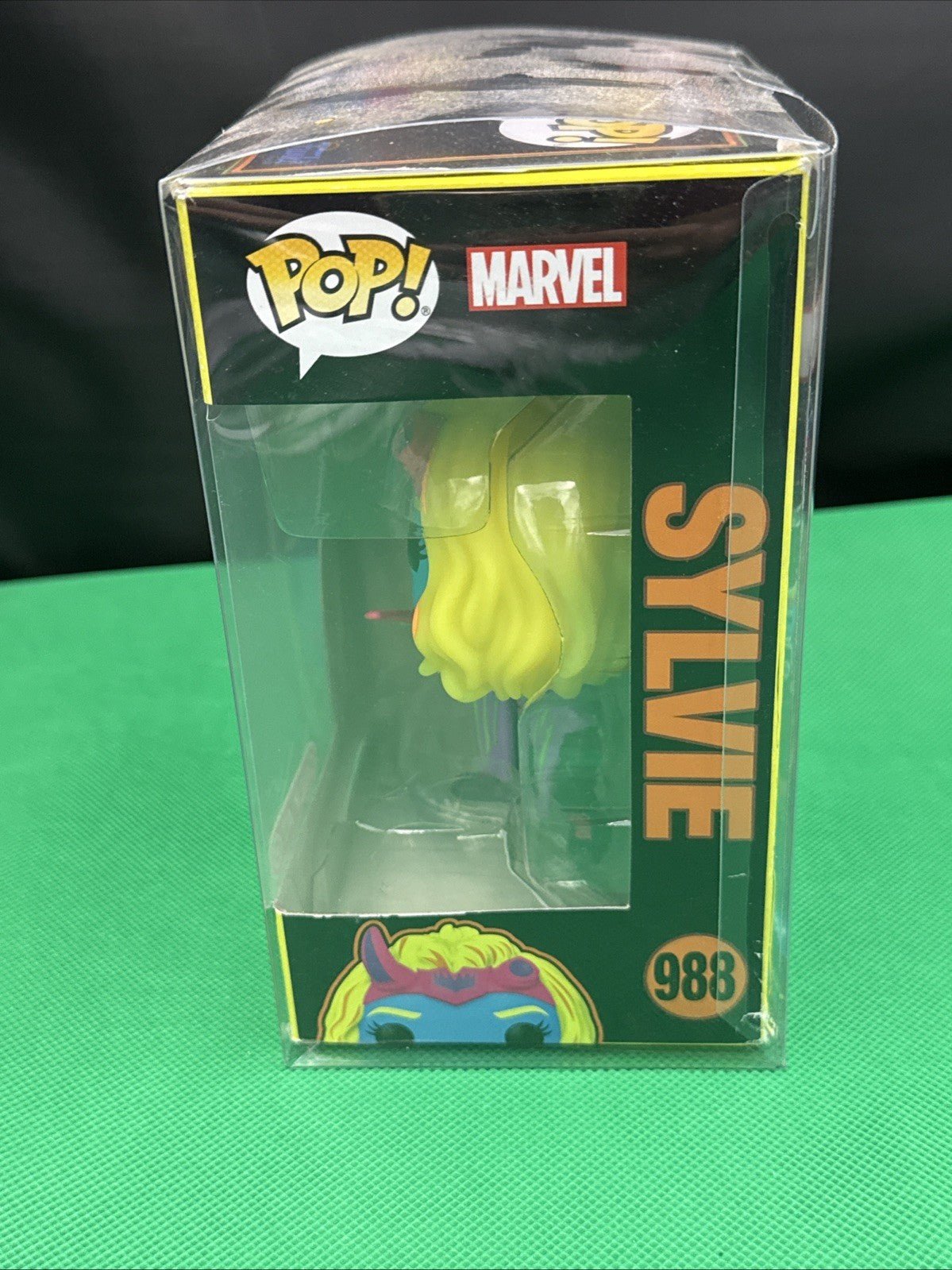 Funko Pop! 988 Marvel Loki - Sylvie (Blacklight) Target Exclusive - toyscardscomics