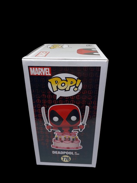 Funko PoP! Deadpool 776 with Pop Protector - toyscardscomics