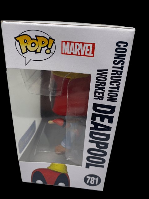 Funko PoP! DeadPool 781 with Pop Protector - toyscardscomics