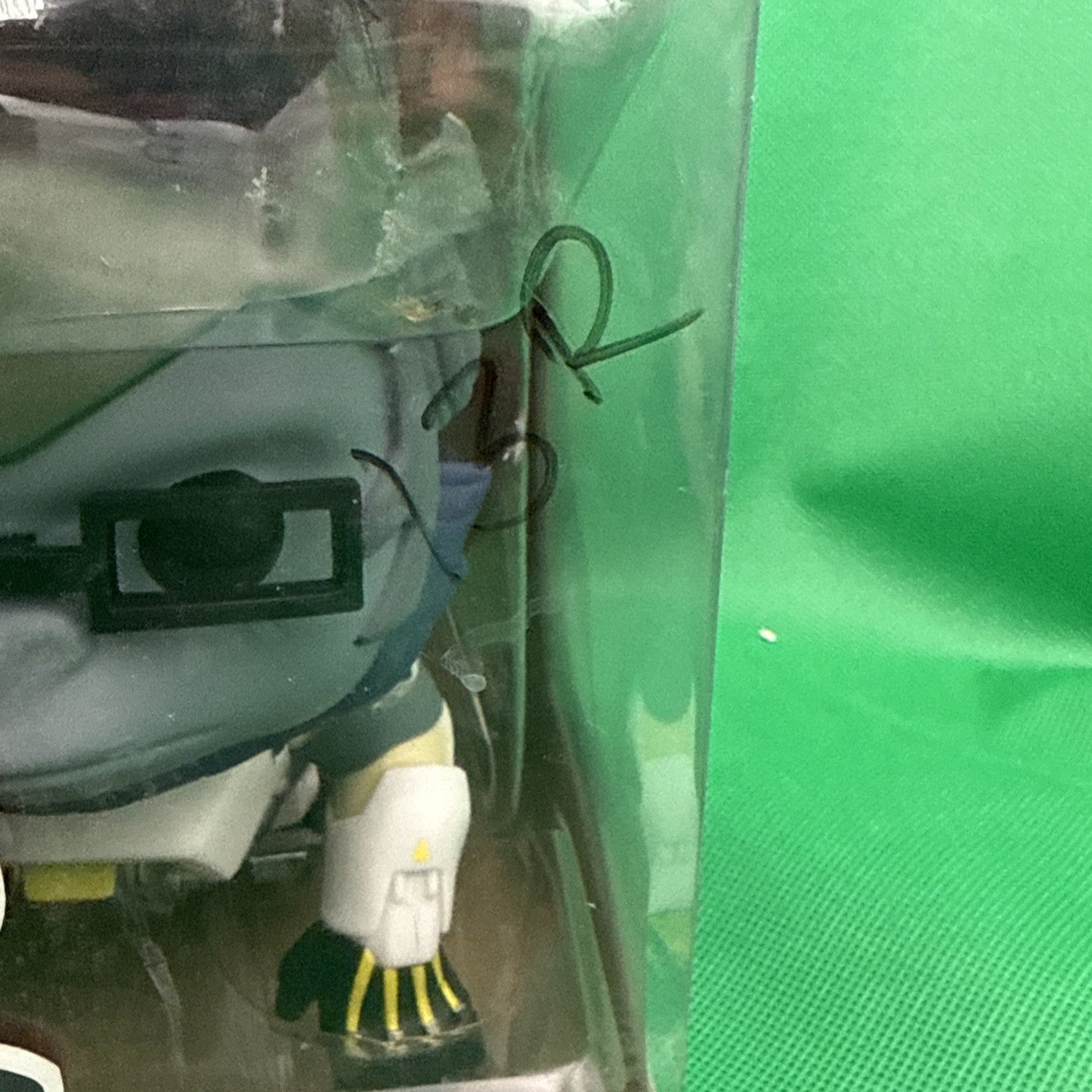 Funko POP! Games Overwatch Winston 97 Vinyl Figure DAMAGED BOX SEE PICS - toyscardscomics