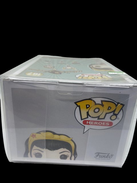 Funko PoP! Heroes DC Comics Bombshells "Wonder Woman" 167 with Pop Protector - toyscardscomics