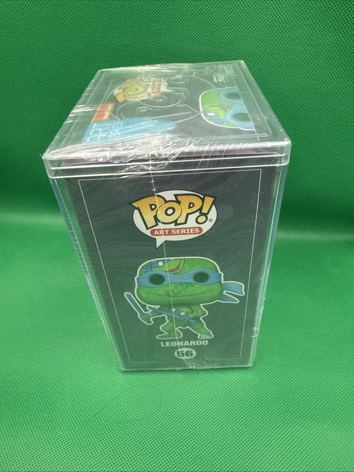 Funko Pop! LEONARDO ART SERIES TMNT Target Exclusive With Hard Case 56 - toyscardscomics