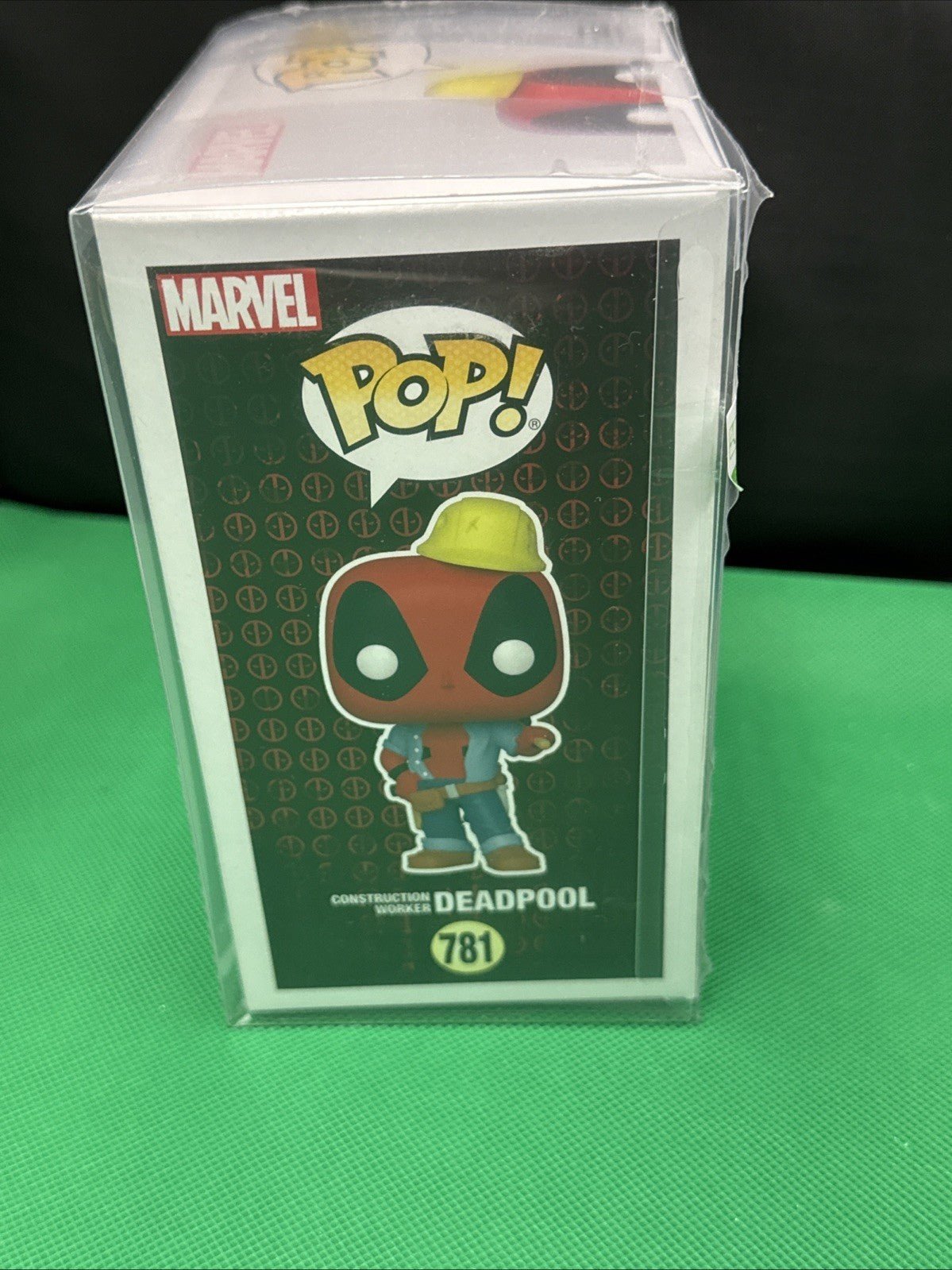 Funko Pop! Marvel Construction Worker Deadpool 781 WALMART Exclusive - toyscardscomics