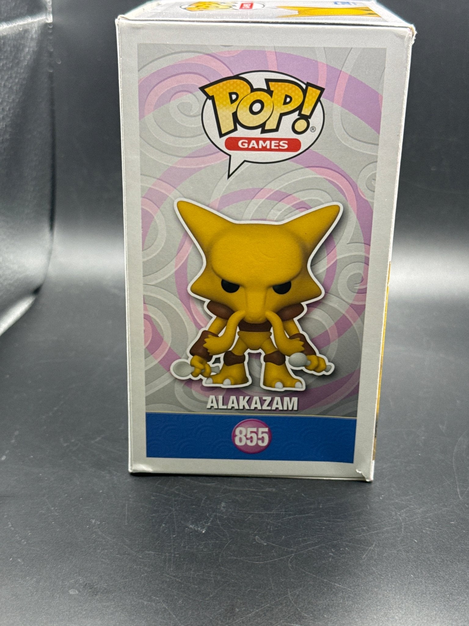 Funko Pop Pokemon Alakazam Generation 1 Vinyl Figure # 855 - toyscardscomics