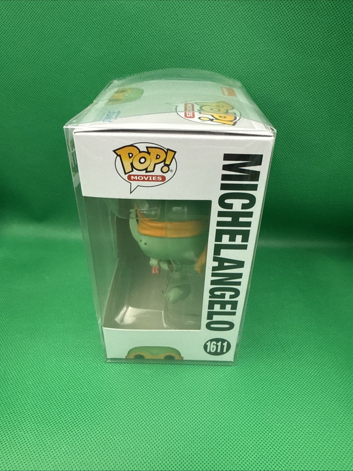 Funko Pop! Teenage Mutant Ninja Turtles Michelangelo 1611 w/Protector - toyscardscomics
