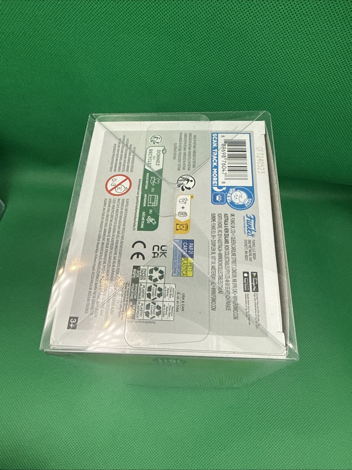 Funko Pop! Teenage Mutant Ninja Turtles Michelangelo 1611 w/Protector - toyscardscomics